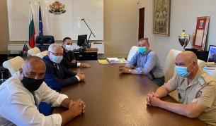 <p>След среща на премиера с НОЩ: Засилваме готовността на болниците</p>