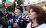 Радев пред протестиращите: България не е благосъстоятелност на олигарсите 