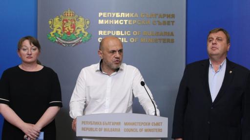  Дончев: Президентът изиска цялата власт 