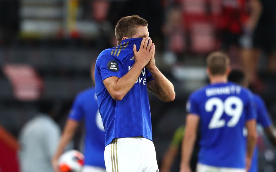 Отборът на Борнемут се наложи с 4:1 над Лестър и