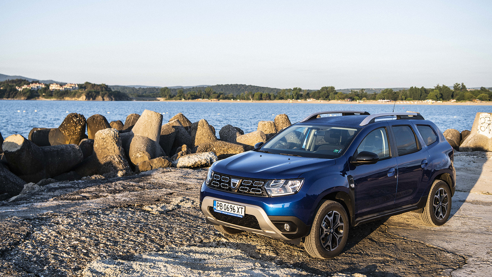 Синьо лято със специалната серия на Dacia Duster (тест драйв)