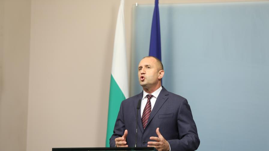  Радев: Нужен е нов парламент и конституционна промяна 