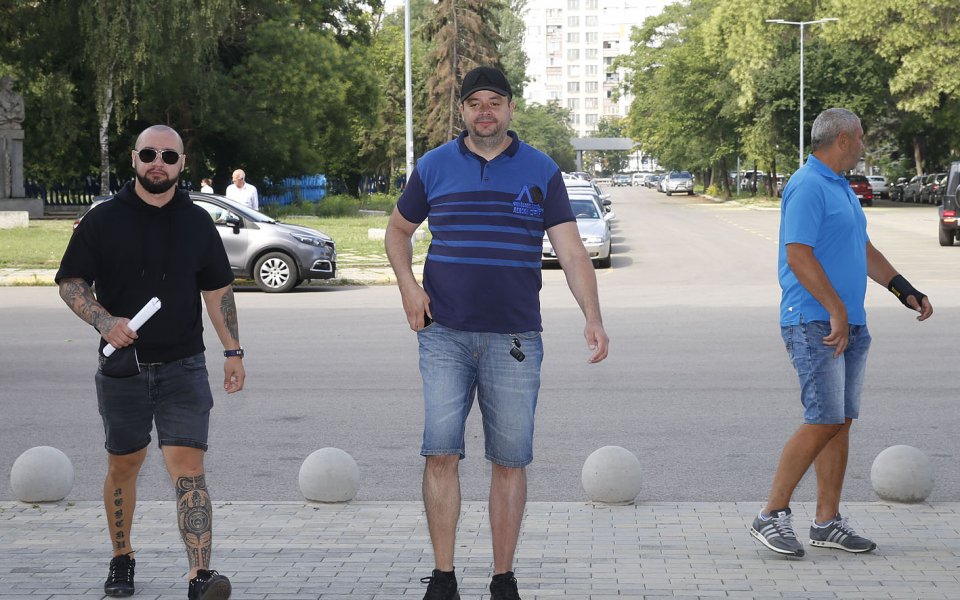 Общо събрание на Левски, Узунов