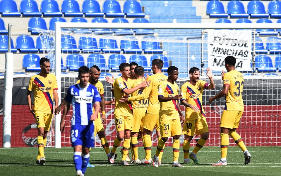 Ръководството на Барселона е поставило цело 12 играчи в списъка