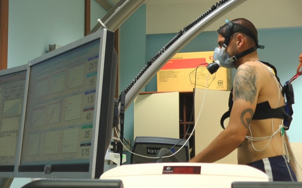 Футболистите на &bdquo;Левски&ldquo; стартираха серията от тестове и медицински прегледи