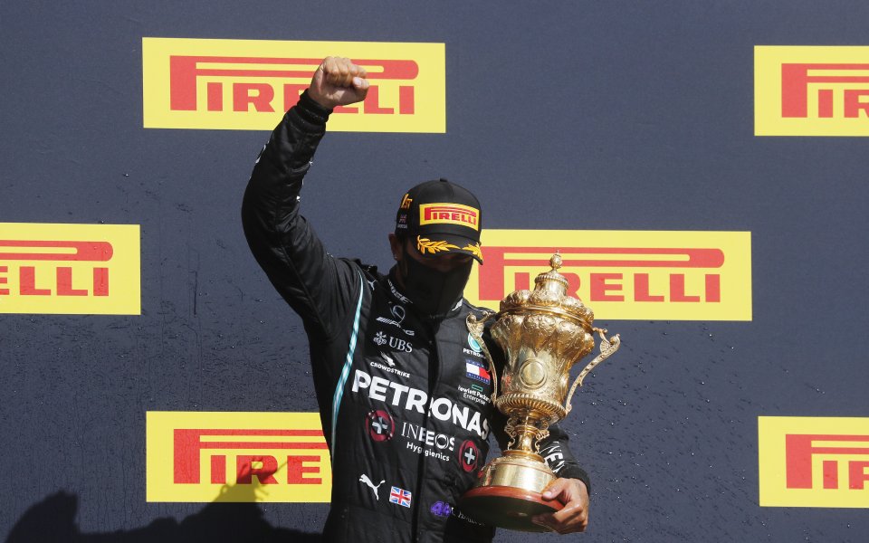 Формула 1 Гран При на Великобритания .native-ad-suggested-news { position: relative;