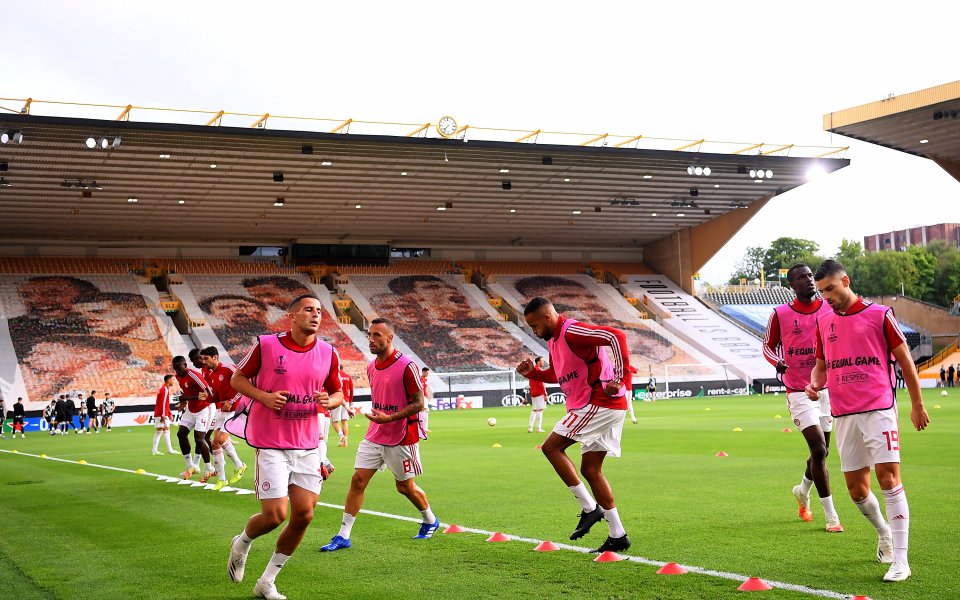 Уулвърхемптън приема Олимпиакос на своя "Молиню" в 1/8-финален реванш от