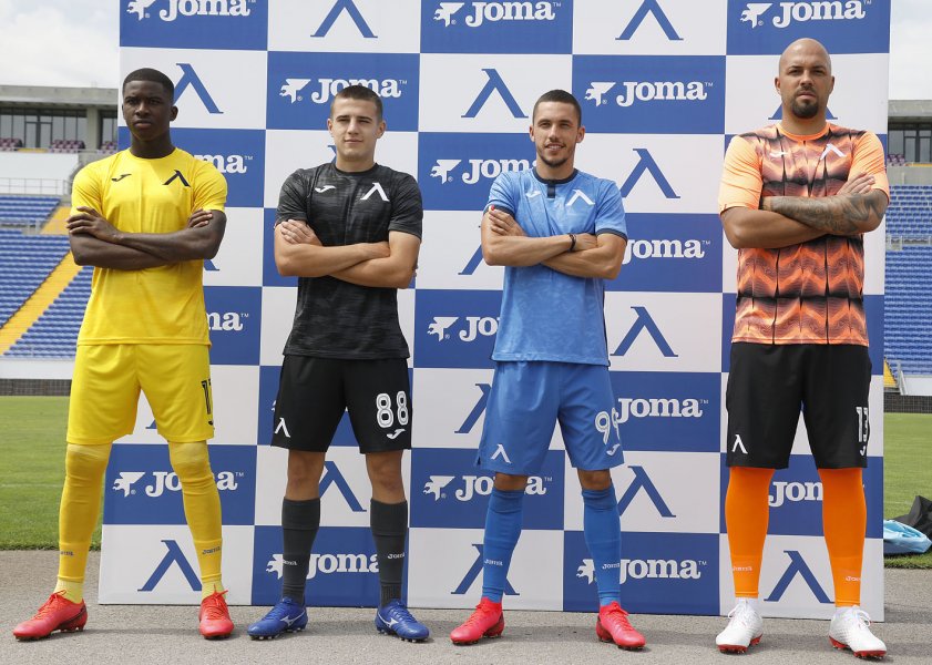Представяне на новите екипи на Левски за новия сезон1