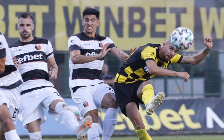 Защитник се дърпа за нов договор с Локо Пд