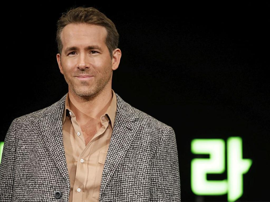 Райън Рейнолдс е на 22 години когато баща му Джеймс