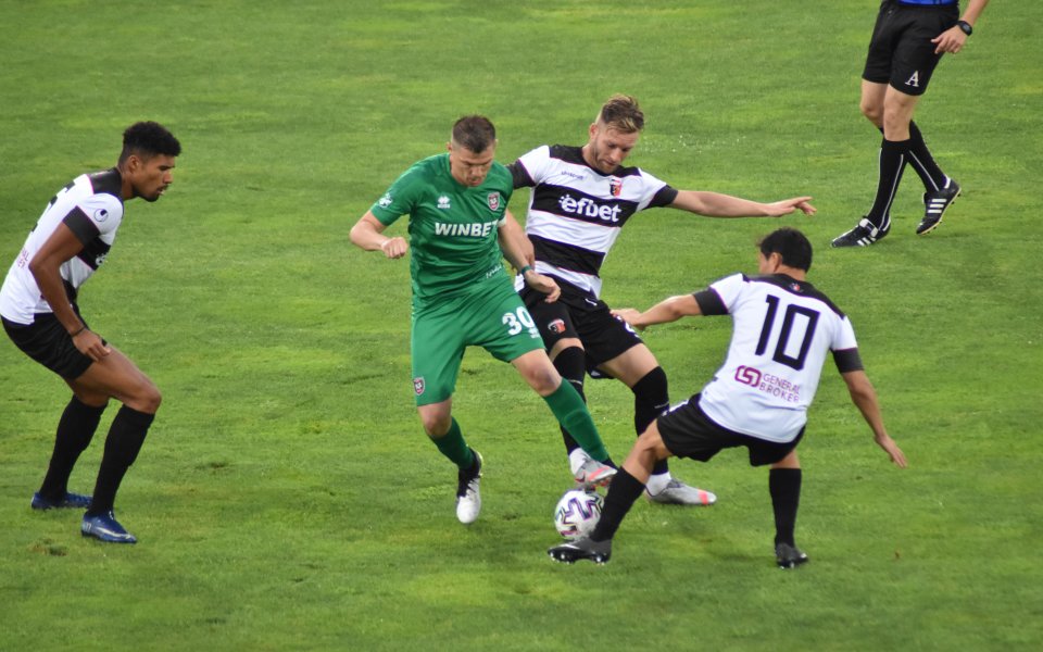 Отборът на Ботев Враца приема Локомотив Пловдив в първи мач