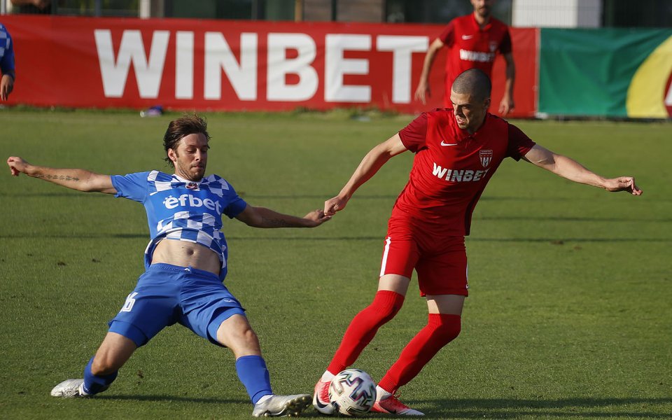 Тимът на Миньор Перник може да се сдобие с опитния