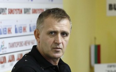 Треньорът на Локомотив Пловдив Бруно Акрапович коментира ситуацията в отбора