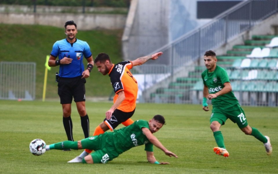 Лудогорец II допусна загуба с 1:2 при гостуването на Кариана