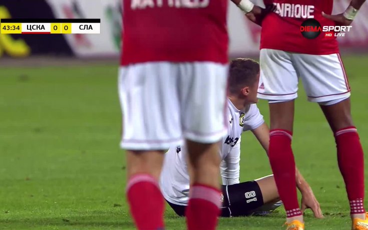 Санкаре остави ЦСКА с човек по-малко точно преди почивката