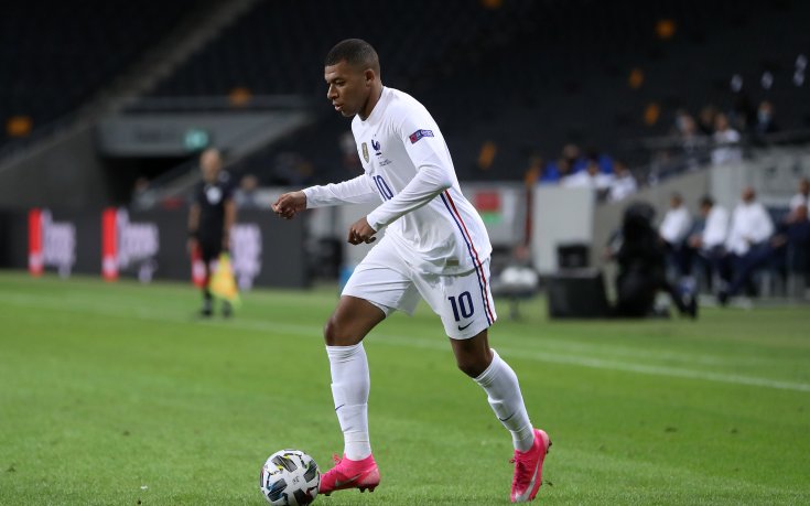 Ливърпул е в постоянен контакт с Мбапе