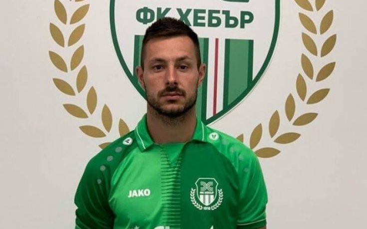 Хебър взе заместник на Адриан Краев
