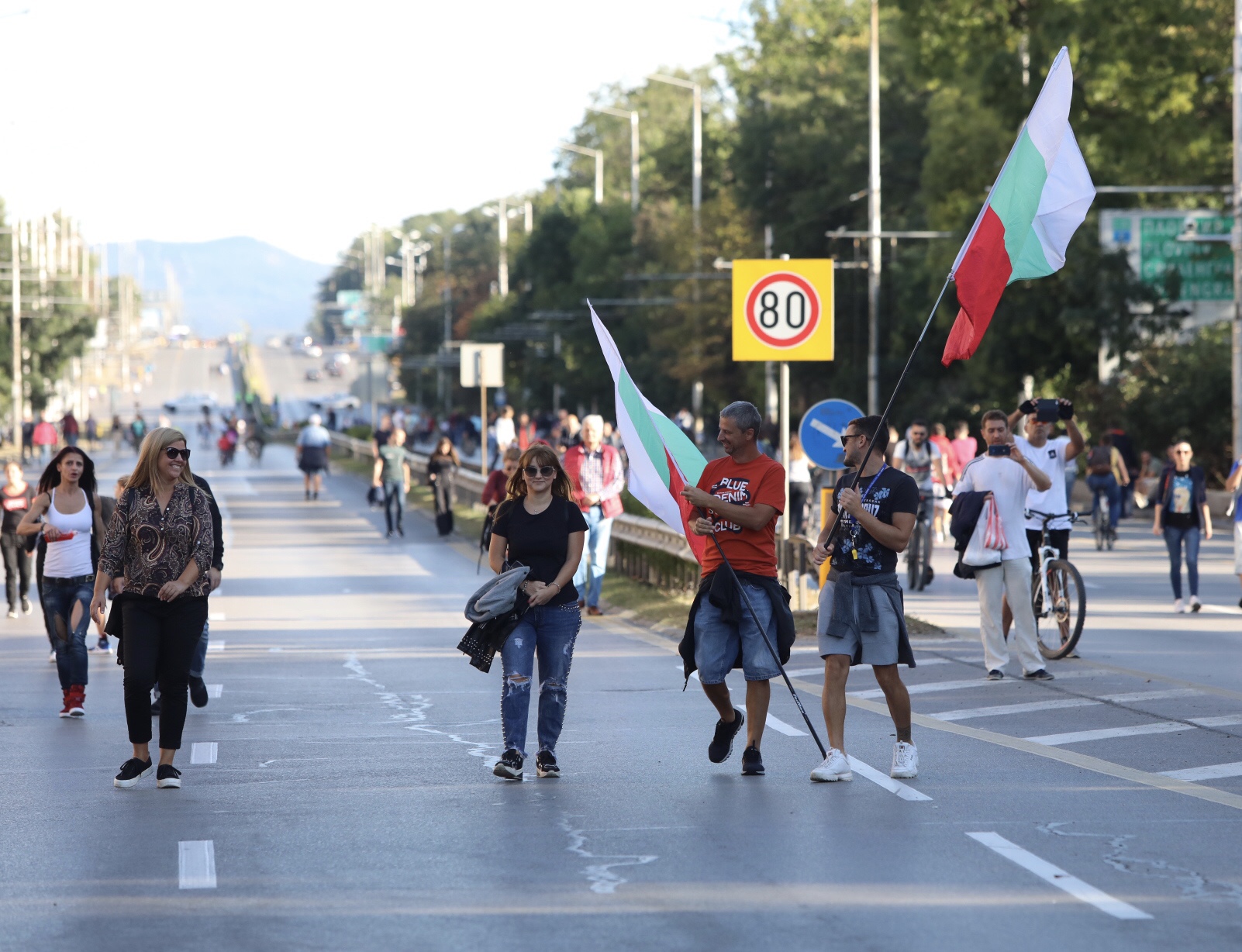 <p>Митинг-концерт блокира &quot;Орлов мост&quot;</p>