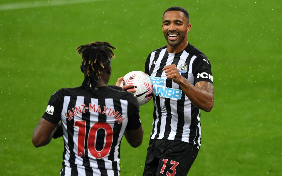 Отборът на Нюкасъл надви Бърнли с 2:1 в двубой от