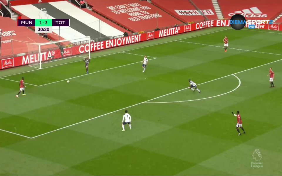 В 31-ата минута Хари Кейн нокаутира "червените дяволи". Девятката пресече