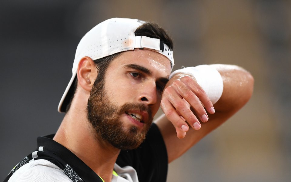 Водещият руски тенисист Карен Хачанов обяви в Инстаграм, че е