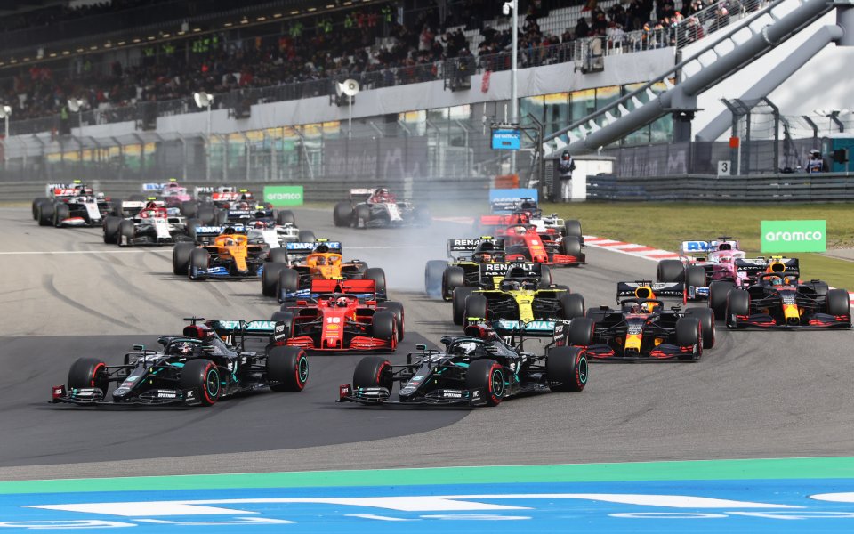 Време е за Гран при на Айфел на пистата &bdquo;Нюрбургринг&rdquo;.