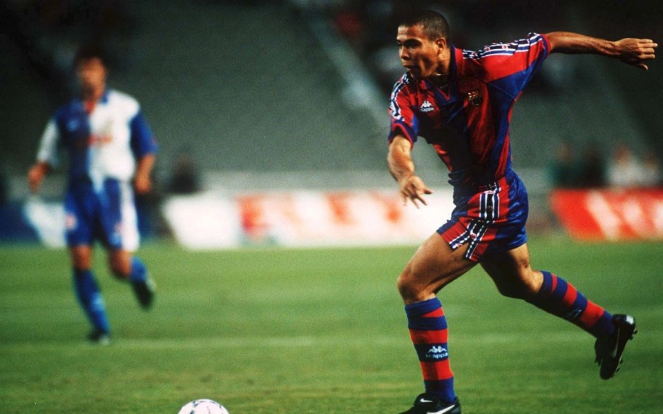 На този ден, преди 24 години, Роналдо вкара един от