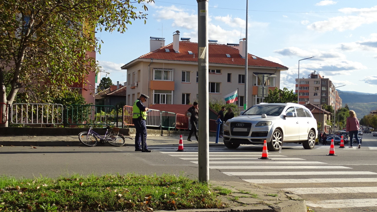 Джип блъсна велосипедист в Благоевград