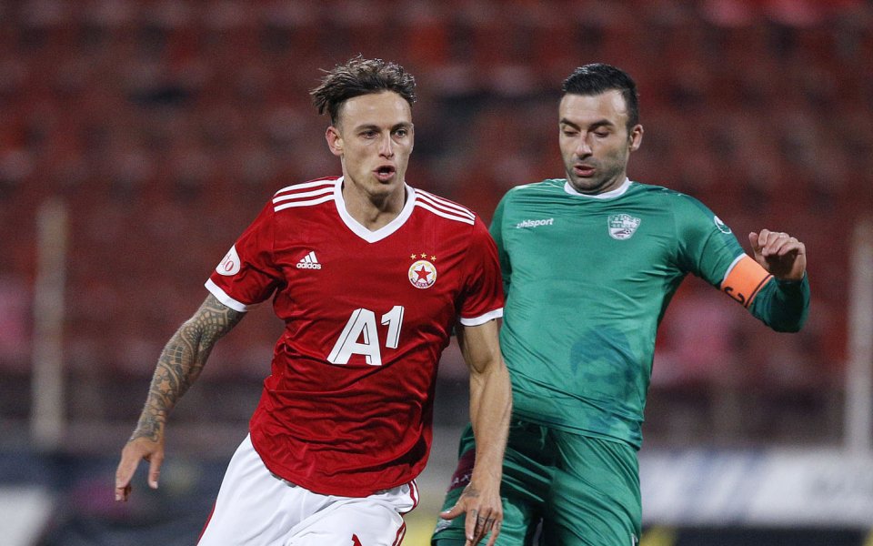 Отборите на ЦСКА и Берое играят при във втория съботен