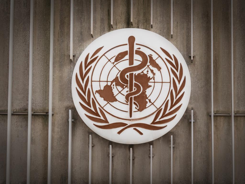 Световната здравна организация СЗО омаловажи риска от пренасяне на инфекцията