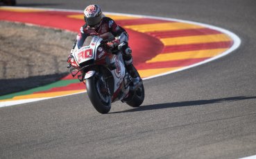 Такааки Накагами отпразнува по най добрия начин новия си договор с