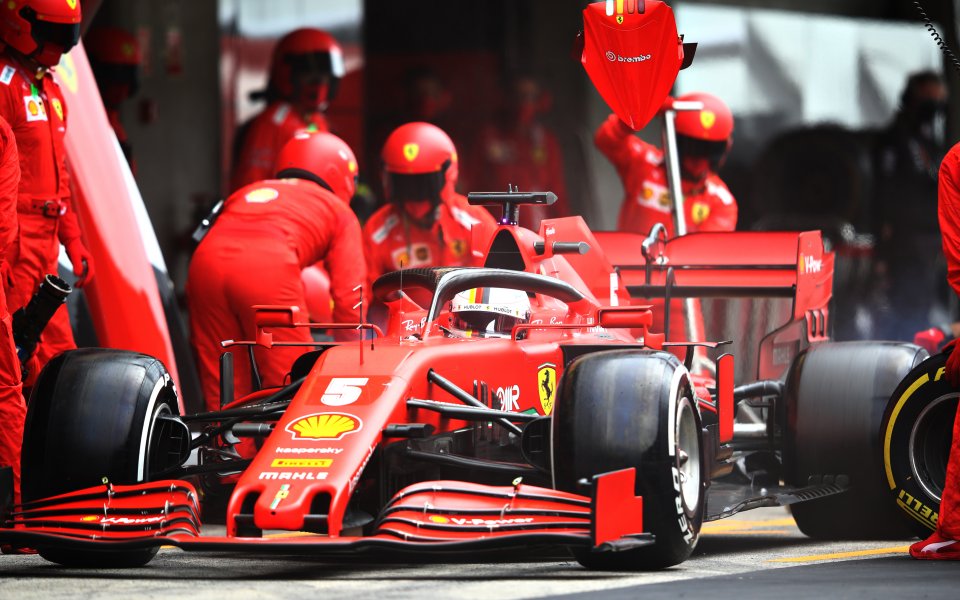 Себастиан Фетел намекна след Гран при на Португалия, че вероятно