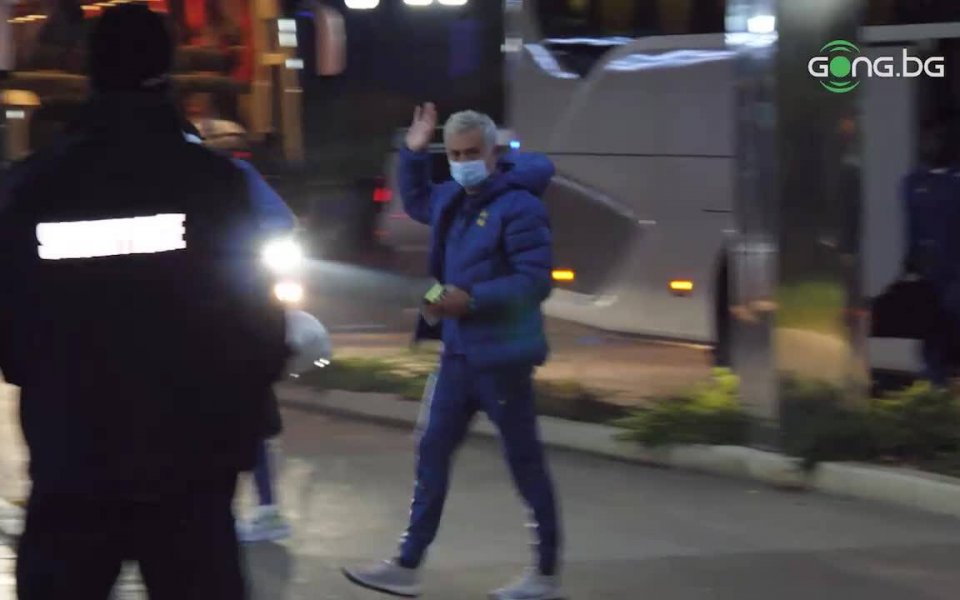 Суперзвездите на английския Тотнъм Хотспър вече са в Разград вечерта,