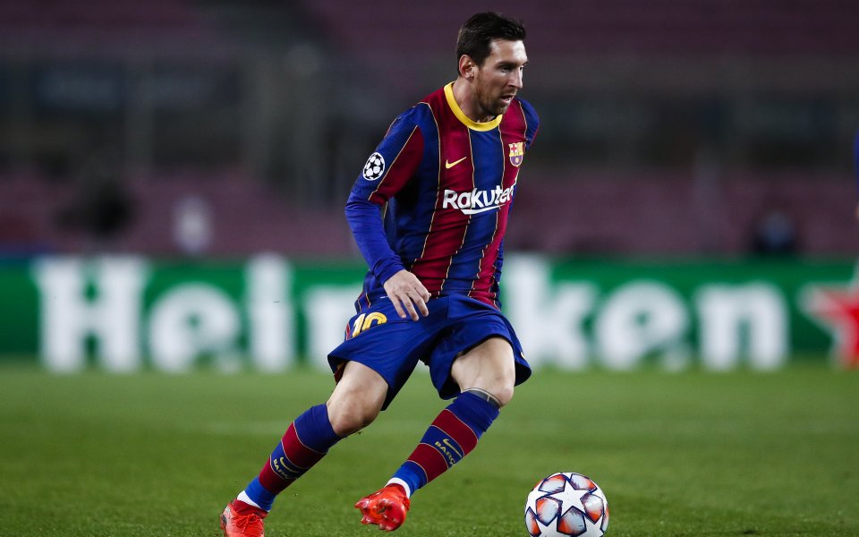 Челси проявява интерес към нападателя на Барселона Лионел Меси, съобщава