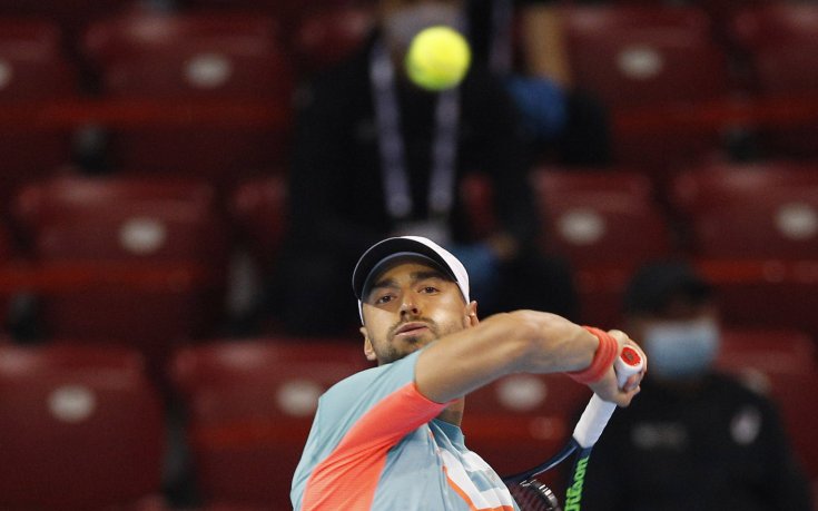 Кузманов отрази два мачбола и се класира в основната схема на турнира в Анталия