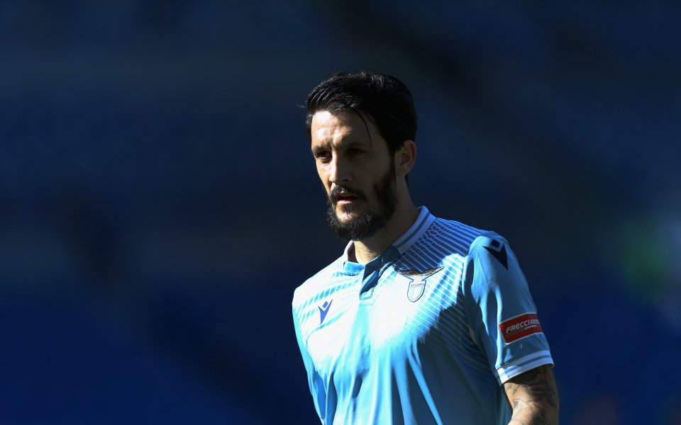 Отборът на Евертън си е харесал звездата на Лацио Луис