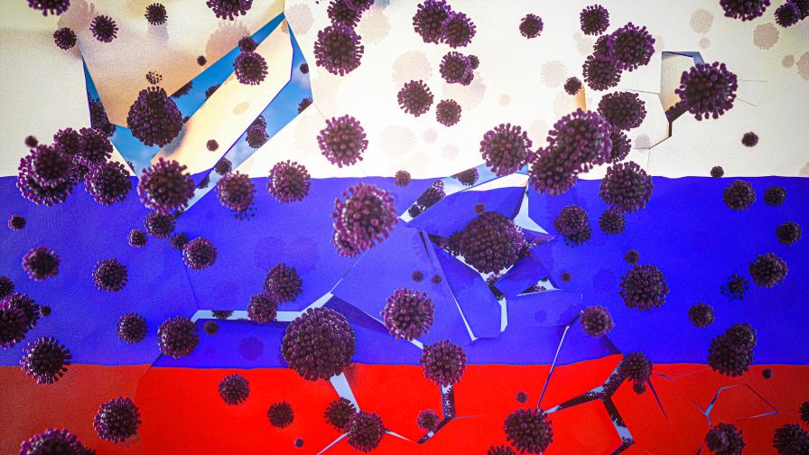 Нов черен COVID-19 рекорд в Русия, 24 822 заразени за денонощие