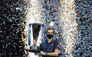 Руснакът Даниил Медведев спечели титлата на финалния турнир на ATP