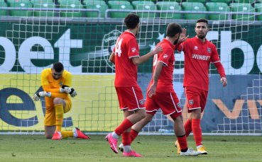 Здравословни проблеми мъчат играчи на Ботев Враца преди домакинството срещу Славия Отложеният двубой