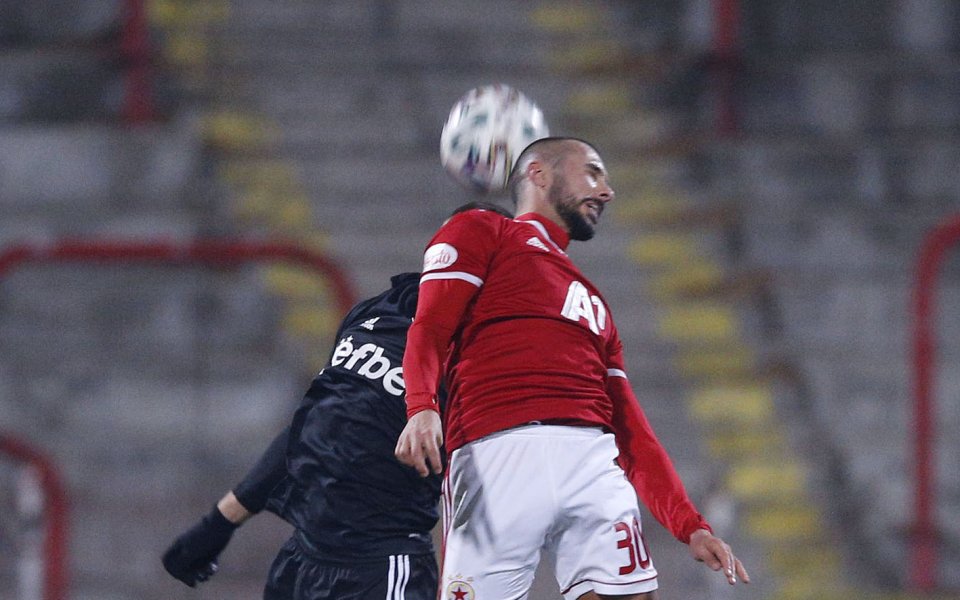 ЦСКА победи ЦСКА 1948 с 2:0 в двубой от 14-ия