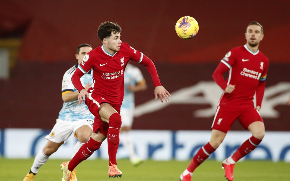 Отборите на Ливърпул и Уулвърхемптън играят при резултат 1:0 в