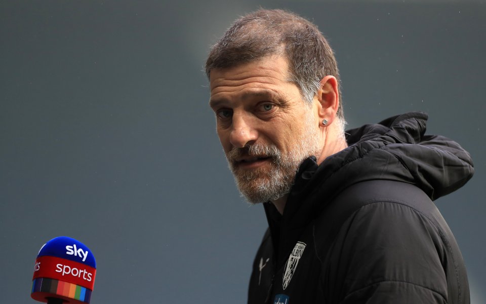 Рейнджърс продължава да си търси треньор