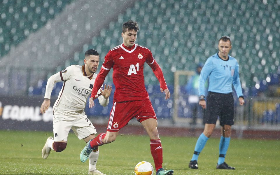ЦСКА и Рома играят при 2:1 в последен сблъсък за
