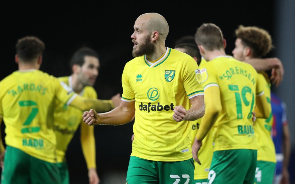 Норич победи с 2:1 Блекбърн като гост в мач от