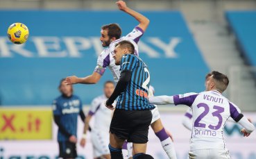 Аталанта спечели убедително с 3 0 срещу гостуващия Фиорентина и прекъсна