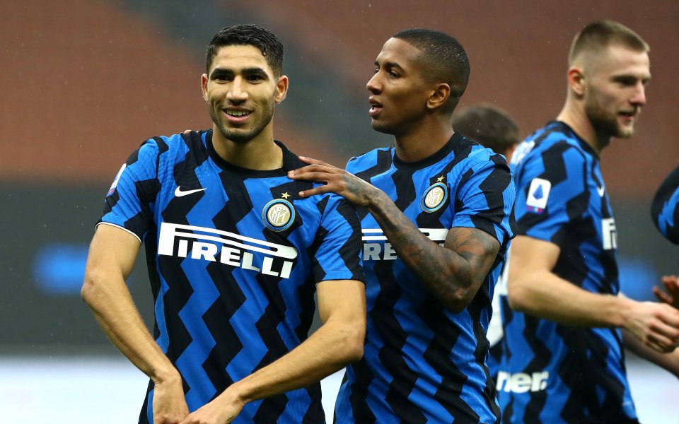 Отборът на Интер се наложи с 2:1 над Специя в