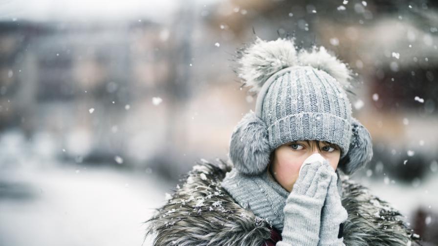Как да се предпазим от настиване при зимните разходки
