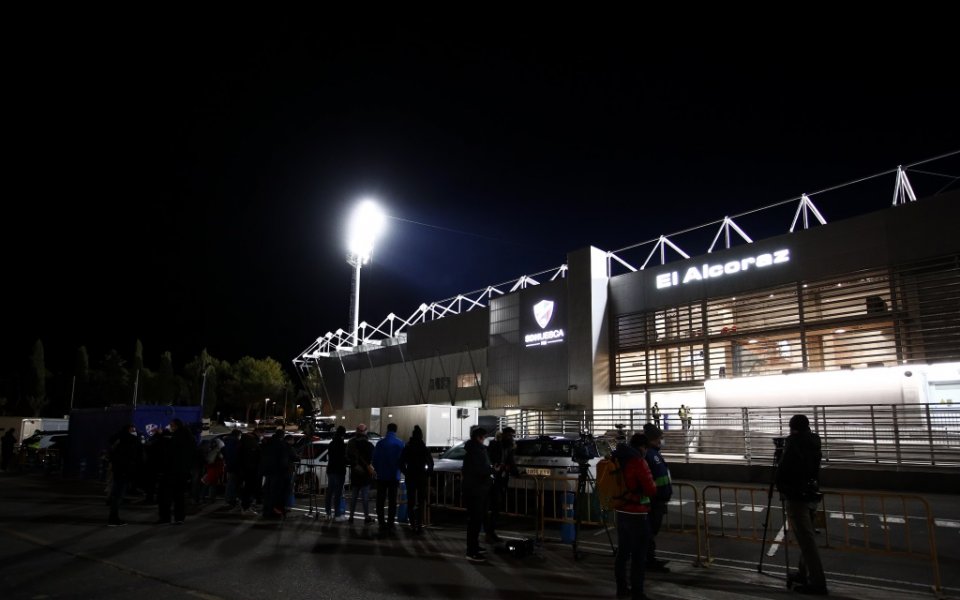 Барселона гостува на Уеска в двубой от 17-ия кръг на