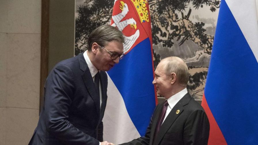 Какво означава падането на Вучич за Путин?