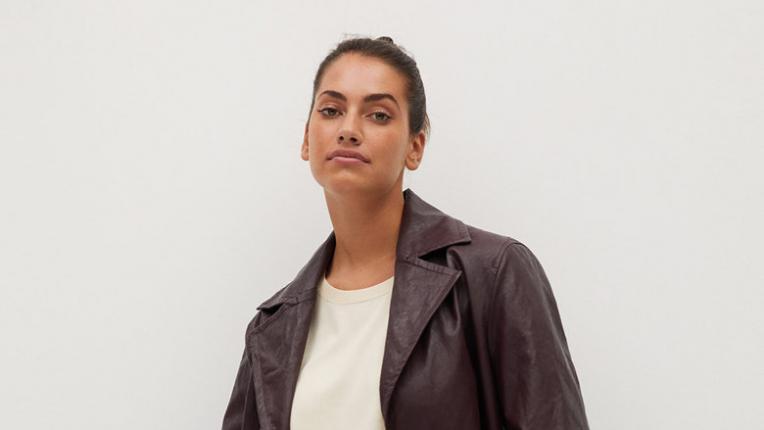  EDNA ОБ(Л)ИЧА: настоящи модели тренчкот на страхотни цени 